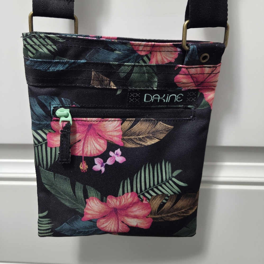 Dakine Tropical Floral Crossbody Bag